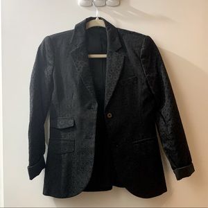 Black theory printed jacket. Size 0